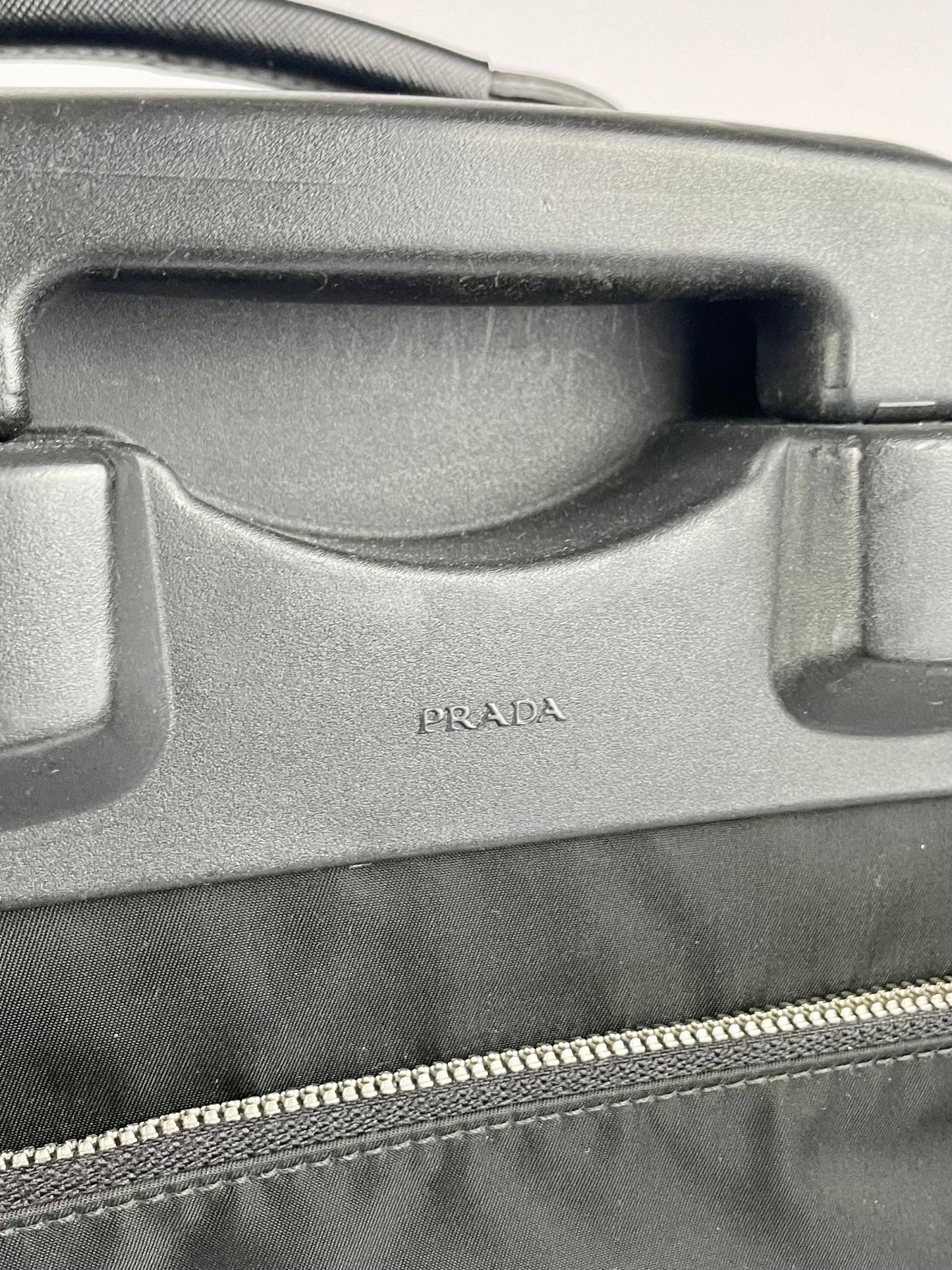 The Vintage Bag Prada Rullekuffert