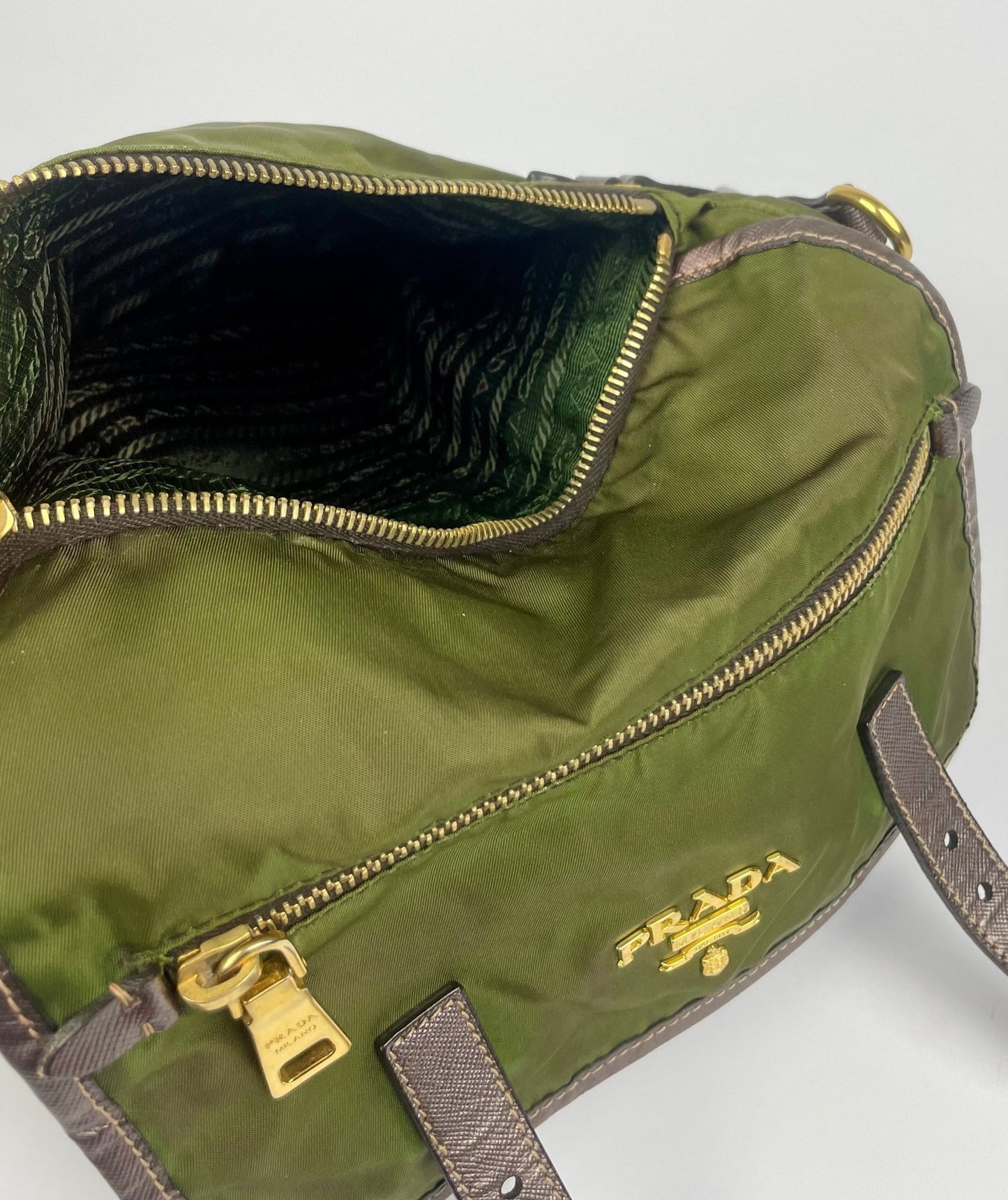 The Vintage Bag Prada Tessuto Messenger