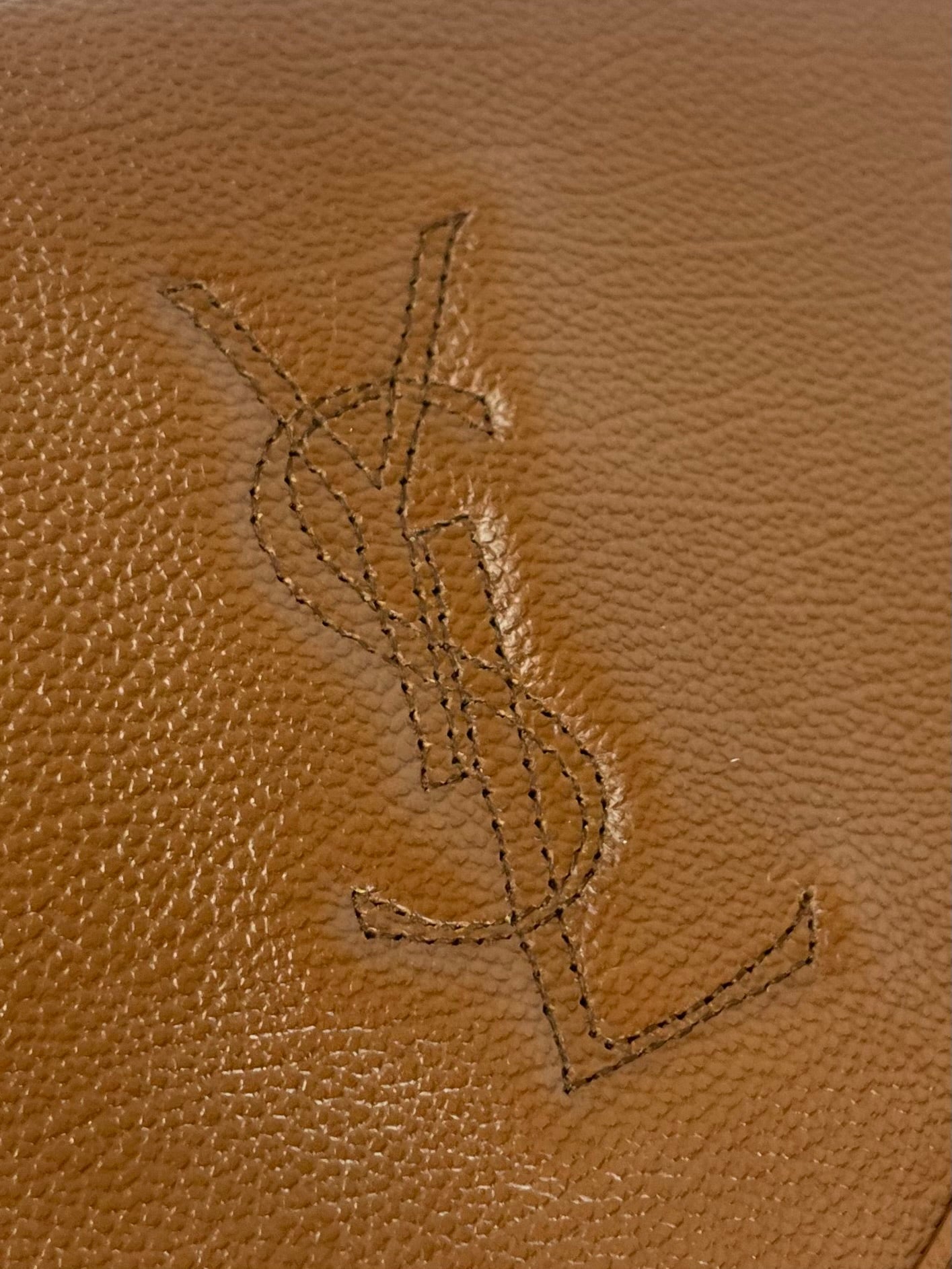 The Vintage Bag Yves Saint - Laurent clutch